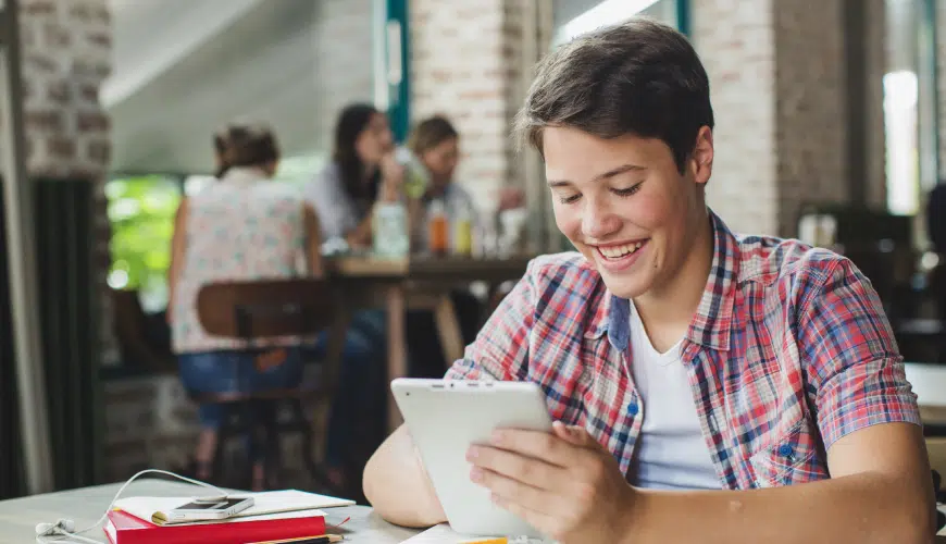 Language Immersion Through Mobile Apps