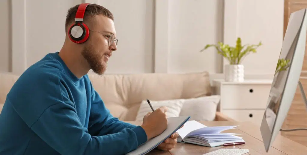 Tecnología educativa para academias de idiomas: 5 soluciones clave para transformar la enseñanza